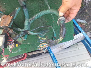 Volvo Penta Kad44 P-c wiring harness with box and start booster 874184 voltage converter