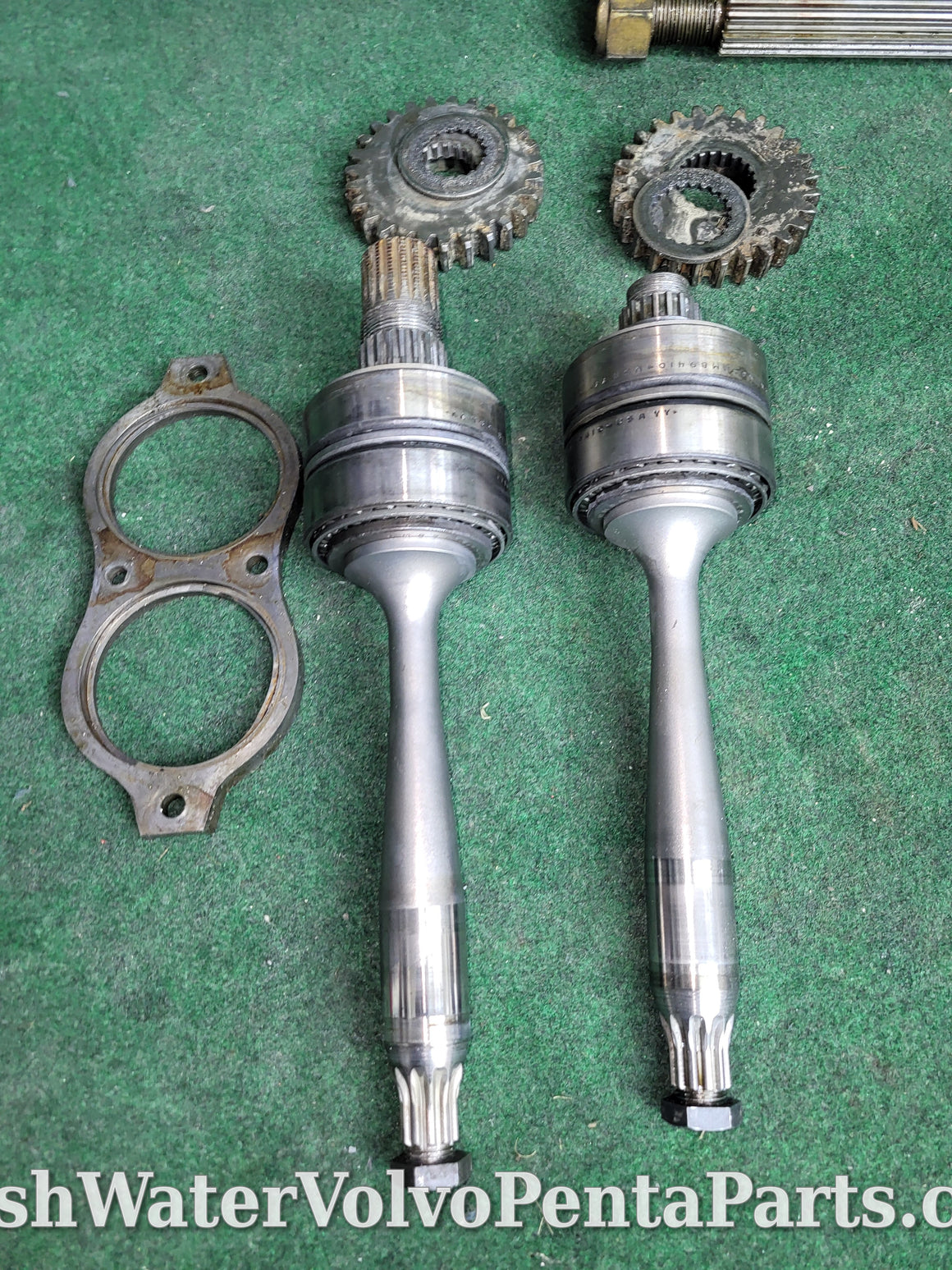 Mercruiser racing Speedmaster  Vertical shafts out of housing Casting  1633 5455 Serial 4041953