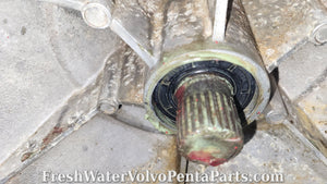 VOLVO PENTA REBUILT RESEALED BELLHOUSING 835978 26 SPLINE SHAFT 835977 841967