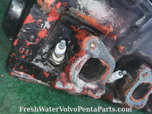 Volvo Penta 1000531 531 cylinder head For Parts , Rebuild of Repair water damage rust .