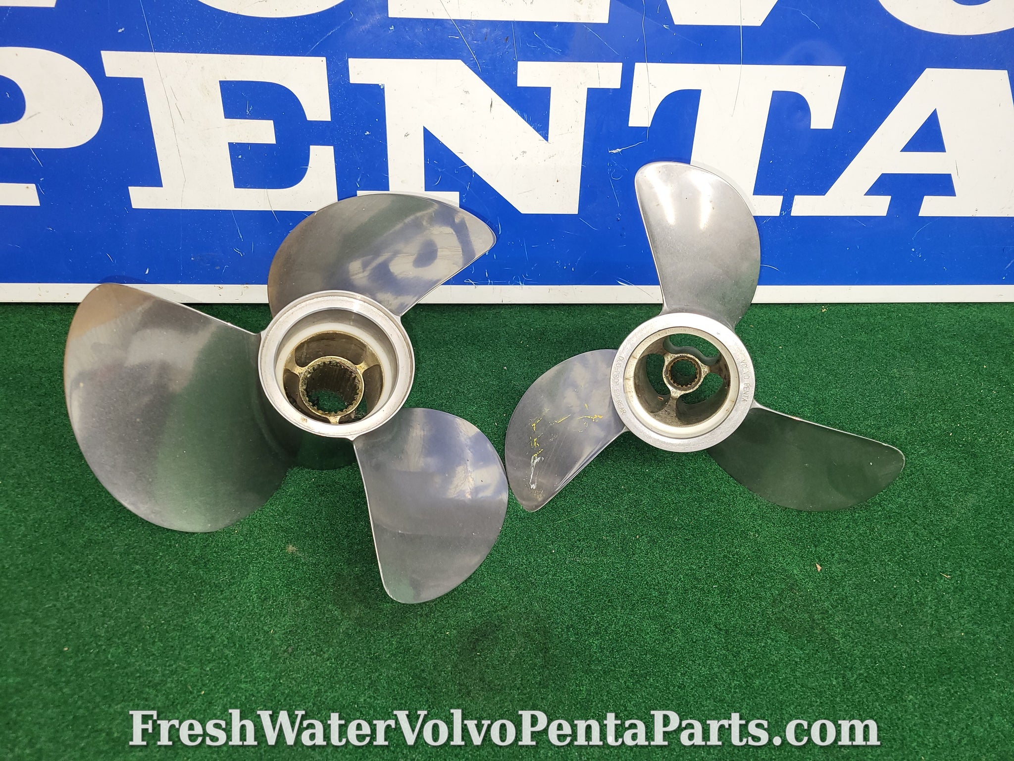 Croisillon de cardan Volvo Penta SP / DP / DPX / SX Croisillon de cardan Volvo Penta SP / DP / DPX / SX