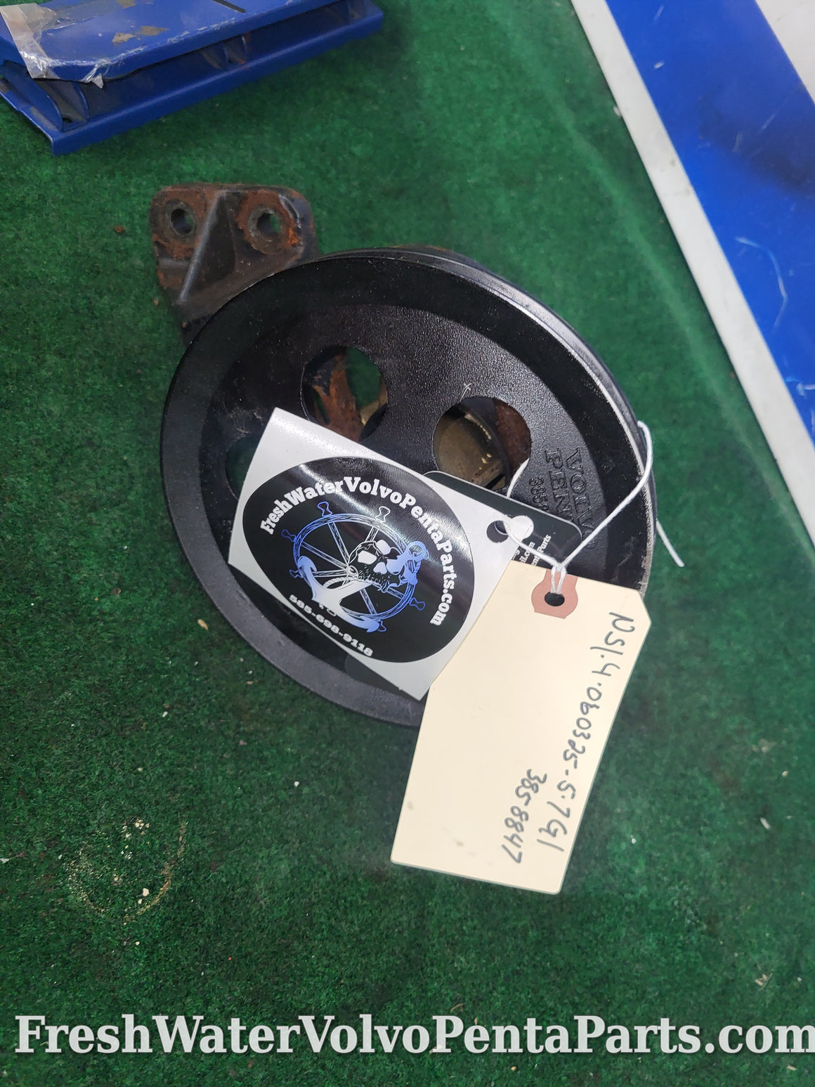 Volvp penta 5.7Gs raw water sea water pump 6 inch Pully  3858847