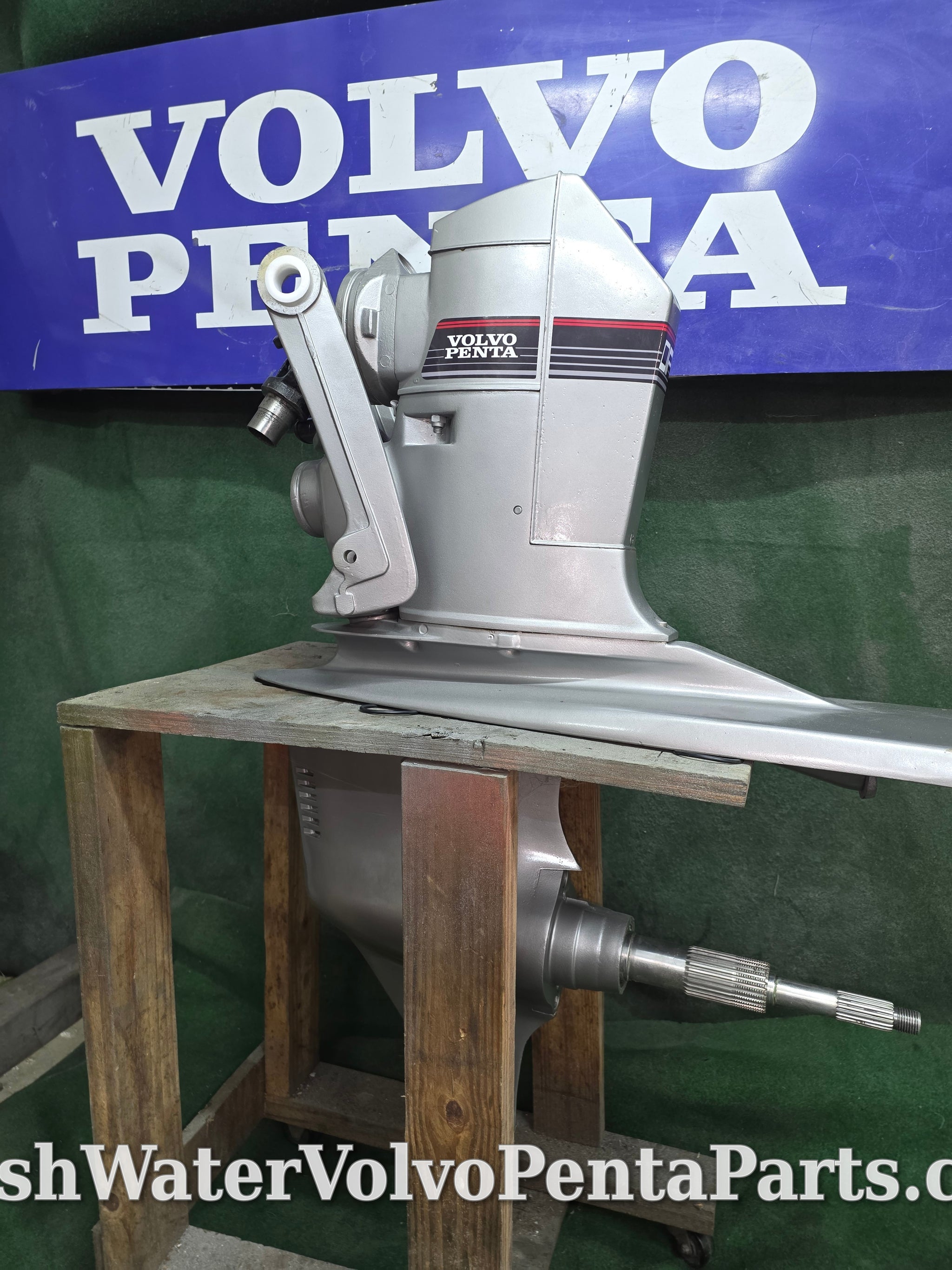 Volvo Penta Rebuilt Resealed Dp-D1 Dp-E 1.78 Gear ratio Big Block 6 Cylinder Diesel outdrive stern drive