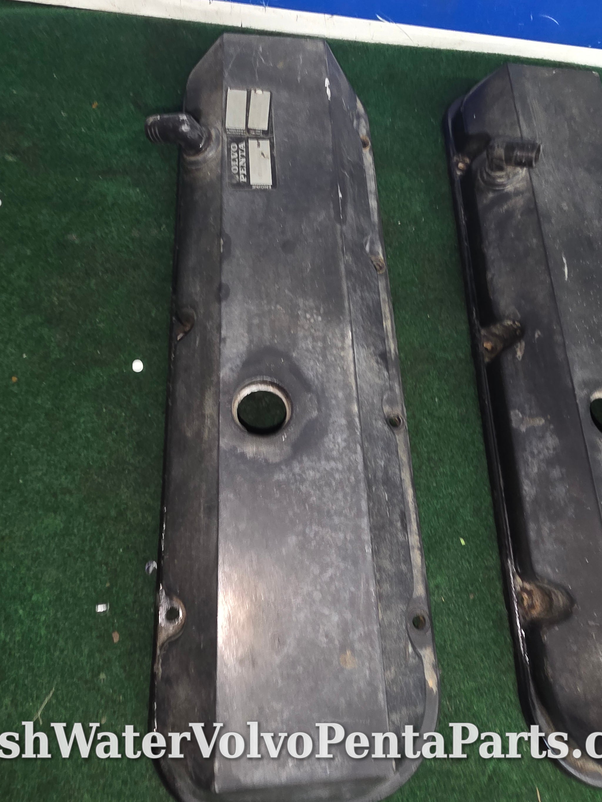 Volvo Penta Big block low rise 7.4L 454 marine  valve covers 7.4 gsi 14097036 811587