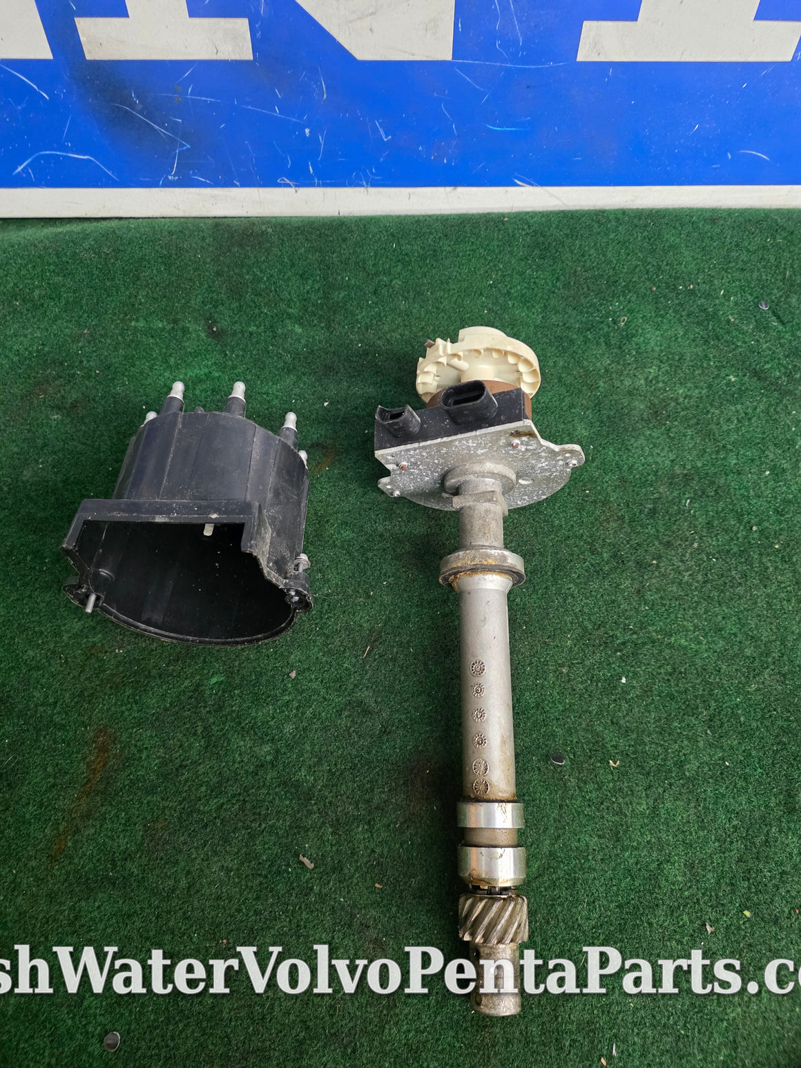 Volvo Penta 7.4L 7.4L Electronic ignition Distributor 1996
