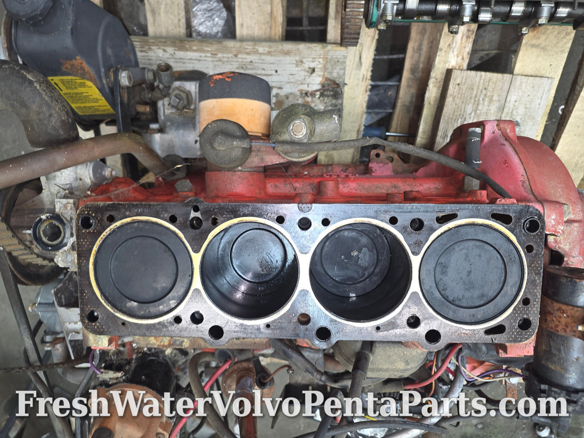 Volvo Penta B230 Aq125B short block 2.3 Liter Engine Motor