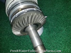 Volvo Penta Rebuilt Complete Gear Set 4 cylinder 2.15 : 1 Shaft , Bearing , Housing , Oil pump ring . New Seals