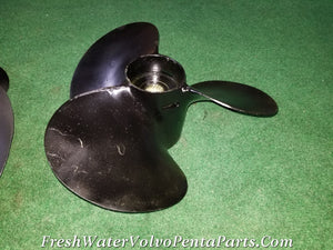 Volvo Penta Reconditioned  15 X 19 R SMC 292 Long hub Prop 17 spline 290 280 270  Twins
