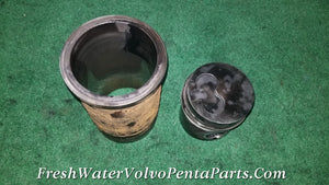 Volvo Penta AQAD40 B Cylinder Liner Kit Sleeve & piston assembly 875722 Cylinder 2