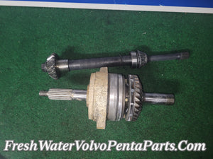 Volvo Penta 1.61 V8 Gear set Aq270 275 280 Prop shaft 832724 Vert Shaft 832555