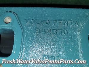 VOLVO PENTA TMD40A ALUMINUM EXHAUST MANIFOLD P/N 842569 C/N 842570