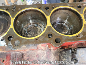 Volvo Penta B230 2.3L Short block 1987 Low hours AQ131 4 cylinder Rotating assembly