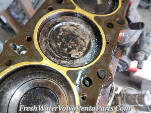 Volvo Penta B230 2.3L Short block 1987 Low hours AQ131 4 cylinder Rotating assembly