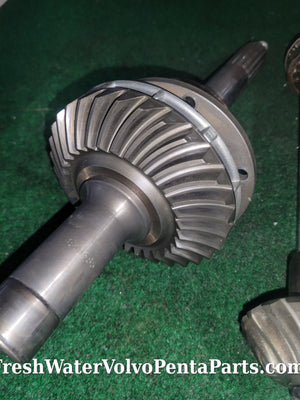 Volvo Penta Lower 1.61 V8 Gear set 270 275 280 Prop shaft 839385 Vert Shaft 832555