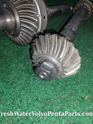 Volvo Penta Lower 1.61 V8 Gear set 270 275 280 Prop shaft 839385 Vert Shaft 832555