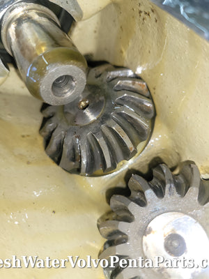 Volvo Penta Speedmaster 270E 280E 1.18 gear Ratio Donzi Lower Gear unit