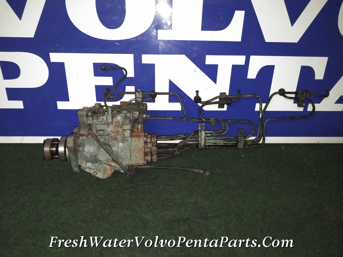 VOLVO PENTA TAMD40 B FUEL INJECTION PUMP WITH FUEL LINES 867739 ,867756, 867766
